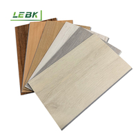 Prix de gros – Revêtement de sol LVP durable, dalles de vinyle, carreaux plastiques, système de pose à clipser, fournisseur de sols SPC de Foshan