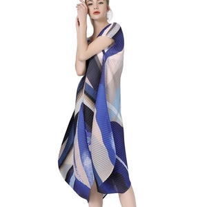 Grande formato allentato lanterna petalo fata pieghettato delle donne vestiti vestito - Product Image 4