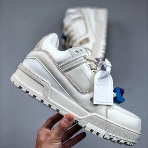 รองเท้ากีฬา VILUNENES รุ่นหรูหรา แบบผูกเชือก ปิดหัวรองเท้า หนังแท้ พื้นรองเท้าด้านในนุ่มสบาย ระบายอากาศได้ดี แฟชั่นลำลองทันสมัย - Product Image 2