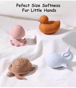 2024 Logo personalizzato bambini galleggiante vasca da bagno in Silicone giocattolo eco-friendly animale in gomma di Silicone anatra per bambini bagno Spray giochi d'acqua