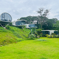 Maison modulaire de luxe en acier préfabriqué à ossature métallique 3D, maison-conteneur à deux étages, moderne, étanche/isolée, villas en forme de capsule spatiale