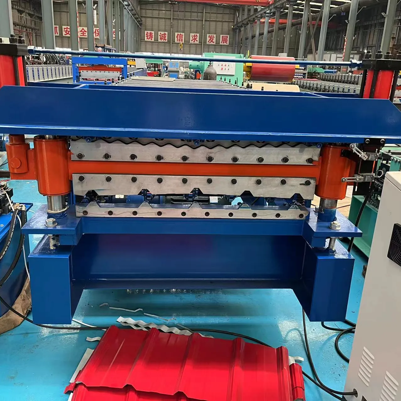 Dak Gebruik Gegolfd Profiel Staal Dakplaat Dak Tegel Maken Prijs Staal Dubbele Laag Roll Forming Machine