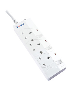 Enchufe de Extensión Dachang D142A UK con 6 Tomas de Corriente BS <span class=keywords><strong>IEC</strong></span> y 2 Puertos USB Tipo-C - Product Image 2