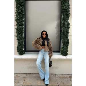 Abrigo largo de lana amarillo rubí con cierre de cinturón y estampado vintage, relleno de visón y forro de cachemira. - Product Image 3