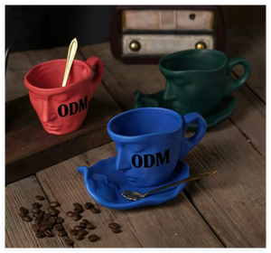 Tasse à <span class=keywords><strong>café</strong></span> en céramique 260 ml avec motif abstrait créatif visage et baiser, avec anse, soucoupe et cuillère, coffret cadeau - Product Image 1