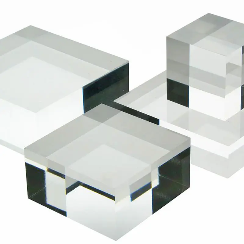 Di fabbrica su misura di colore chiaro solido blocco acrilico Commercio All'ingrosso Libero Rotondo acrilico solido