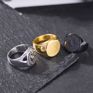 Chevalière vintage mains en prière doigt Religion anneaux bijoux hypoallergéniques 18K plaqué or en acier inoxydable gros anneaux pour hommes - Product Image 4