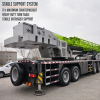 Grue de construction d'occasion de 80 tonnes avec contrepoids de transport de 25 tonnes et mobilité à haute vitesse