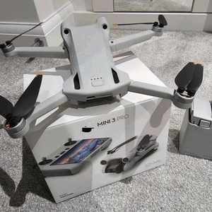 HFT Professional Mini 3 Pro Fly More Combo พร้อมรีโมทคอนโทรล RC ขายส่ง - Product Image 1