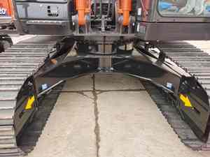 รถขุดไฮดรอลิกฮิตาชิ ZX200C-6A ZX200C-6A - Product Image 3