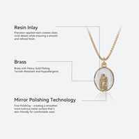 Chaînes en laiton plaqué or lourd en gros, médaille ovale Vierge Marie de Guadalupe en résine incrustée, hypoallergénique, cadeau catholique