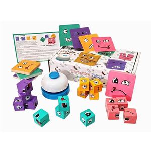 Visage en bois changeant Cube magique jeu <span class=keywords><strong>Expression</strong></span> Puzzle blocs de construction motif jeu d'association avec cloche - Product Image 1