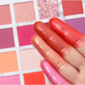 Venta a granel <span class=keywords><strong>de</strong></span> alto pigmento vegano personalizado paleta <span class=keywords><strong>de</strong></span> sombras <span class=keywords><strong>de</strong></span> ojos Etiqueta Privada maquillaje paleta <span class=keywords><strong>de</strong></span> sombras <span class=keywords><strong>de</strong></span> ojos proveedor - Product Image 4