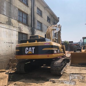 Produit économique : Excavatrice sur chenilles hydraulique Caterpillar CAT 320BL d'occasion avec assistance après-vente rapide à vendre - Product Image 2