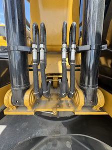 Excavadora de cadenas Caterpillar 325D2L usada, modelo 2022, 25 toneladas, con motor y caja de cambios para la industria de la construcción, lista para usar. - Product Image 4