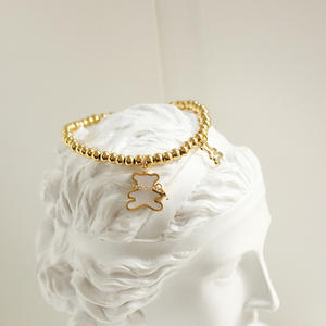 महिलाओं के लिए गहने 18k सोने के प्लेटेड फूल क्रॉस मोती चंद्रमा सितारों भालू श्रृंखला वाटरप्रूफ आकर्षण कंगन स्टेनलेस स्टील - Product Image 2