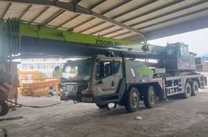 รถเครนเคลื่อนที่มือสอง Zoomlion 55 ตัน รุ่น ZTC550H พร้อมเครื่องยนต์และมอเตอร์ปั๊ม - ผู้ผลิตจากจีน - Product Image 3