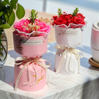 Fleurs de savon modernes promotionnelles Aida pour événements - Cadeaux réalistes en forme de rose en relief - Mini boîte cadeau personnalisable