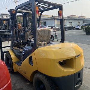 Good Price 100% Original Japan Komatsu FD25/FD30T-16 2.5/3 Ton <b>Used</b> Diesel Forklift 4WD Solid Tire on Sale in Shanghai - Product Image 6