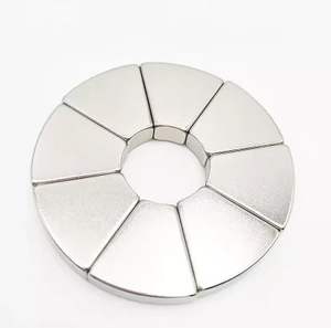 고품질 <span class=keywords><strong>N52M</strong></span> N52H N52SH 네오디뮴 자석 세그먼트 블록 고출력 자가 발전 자석 발전기 용접용 코팅 자석 - Product Image 3