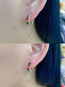 Orecchini a cerchio in cristallo con zirconi quadrati multicolori placcati in <span class=keywords><strong>oro</strong></span> moda piccoli orecchini Huggie vuoti gioielli da festa per donne bohémien - Product Image 4