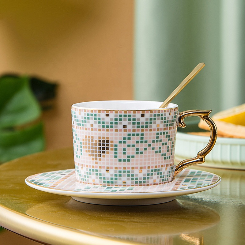 Mug Céramique Artistique Kat & Roger – Motif Géométrique – Fait Main à L.A. – Pièce Unique