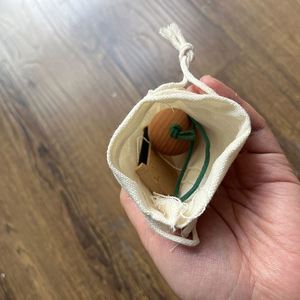 Removedor de Bolitas de Suéter de Madera con Logotipo Personalizable, Juego de Peines para Tejidos y Cachemira con Bolsa y Bolas de Cedro - Product Image 4