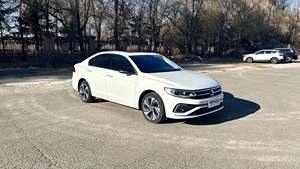 <span class=keywords><strong>VW</strong></span> <span class=keywords><strong>Bora</strong></span> 2023 1.2 Turbo DSG Automático Sedán, Asientos Calefactables, Techo Solar, Título Limpio, Listo para Entrega - Product Image 3