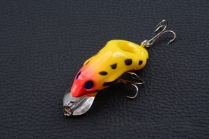 Nuevo Señuelo Flotante de Plástico Duro, 5.5cm 8.9g, Aparejo de Pesca Biónico, Apto para Perca y Cabeza de Serpiente - Product Image 3