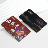 Logotipo personalizado Impresión promocional PVC VIP Menmbership Tarjeta Plástico Troquelado Visitando Negocio Nombre Tarjeta de identificación Superficie esmerilada