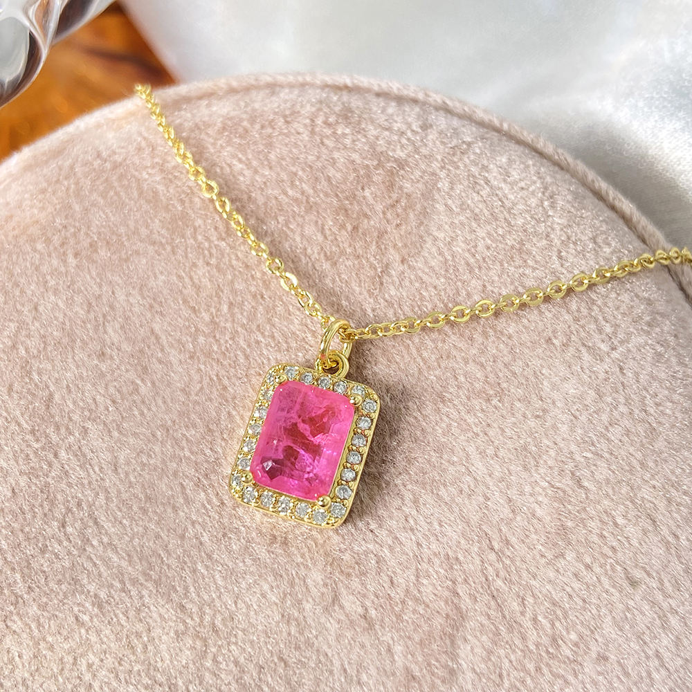 กุหลาบแดงทอง