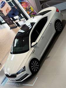 Skoda Superb Gasoils 2026 TSI280 DSG 1.4T Berline Premium Skoda Superb Volkswagen chinoises SKODA Superb - Product Image 2