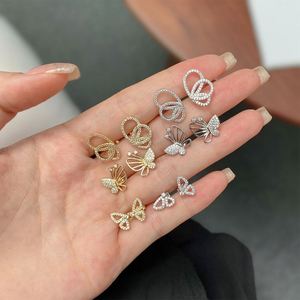 Boucles d'oreilles papillon Dylam, papillon en argent CZ, plaqué or 18 carats, petites boucles d'oreilles à clous pour fille, boucles d'oreilles à clous en diamant pour femme - Product Image 2