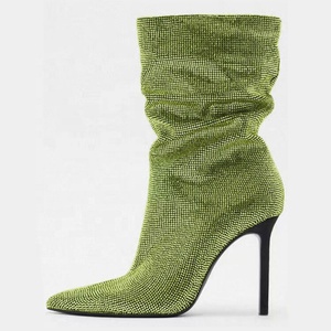 Botines de tacón de aguja con punta fina y diamantes plisados, botines cortos de invierno con pedrería brillante para mujer - Product Image 4