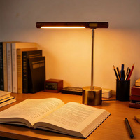 Lampe de table flexible en métal, design nordique moderne et luxueux, simple, pour chambre à coucher, chevet, salon