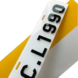 Kustom huruf 3D/4D akrilik pelat nomor mobil reflektif pelat lisensi Eropa nomor akrilik kosong