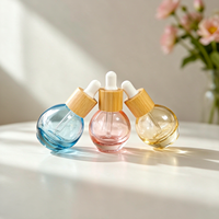 Flacons compte-gouttes en verre multicolores de 10 ml en forme d'ampoule, rechargeables, pour parfum, sérum, huile, avec bouchons compte-gouttes à collier en bambou
