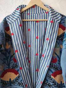 เสื้อคลุมทอมือลายสัตว์และดอกไม้สไตล์ซูซานี ปักลายบนผ้าฝ้าย บุด้วยใยฝ้าย ทอแบบโบฮีเมียน ทรงปกติ พร้อมสำหรับฤดูหนาว - Product Image 3