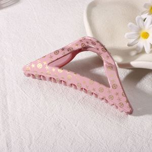 กิ๊บหนีบผมพลาสติกรูปสามเหลี่ยมขนาด 11.5 ซม. สไตล์เกาหลี แฟชั่นสำหรับสาวๆ ใช้ได้ทุกวัน เหมาะสำหรับงานพรอม - Product Image 4