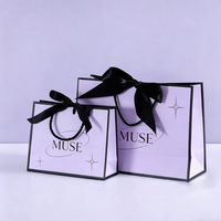 Sac Cadeau en Papier de Luxe Personnalisable avec Logo, Écologique et Réutilisable, avec Poignée à Cordon, Taille Personnalisable pour Vêtements – Vente en Gros