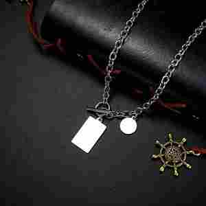 Collar con Colgante Cuadrado de Acero Inoxidable de Alta Calidad, Estilo Moderno para Parejas, con Cierre de Palanca y Dije Grabado, Acabado Pulido Espejo - Product Image 3