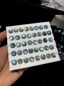 Lot de labradorite de qualité supérieure, taille à chevrons : pierres précieuses en vrac de formes variées pour la fabrication de bijoux, prix de gros - Product Image 5