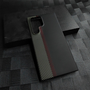 Carcasa de fibra de carbono ultrafina de diseño de lujo para <span class=keywords><strong>Samsung</strong></span> S24Ultra, funda protectora magnética anticaída para teléfono móvil - Product Image 2