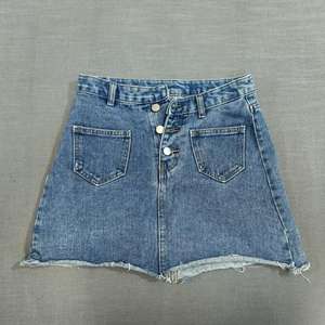Kadınlar için W007-2 ikinci el karışık boyutu Denim etek karışık malzeme yaz giyim kış için kullanılan - Product Image 1