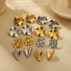 Pendientes con textura plisada geométrica, chapados en oro de 18 quilates, acero inoxidable, diseño irregular en 3D para mujer, joyería de moda. - Product Image 1