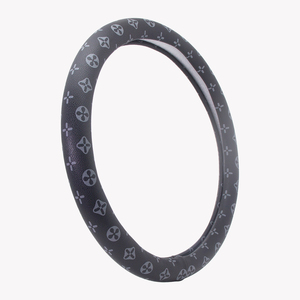 Funda para Volante con Monograma Negro, Textura Fina de Cuero, Antideslizante, Accesorios Universales para el Interior del Automóvil - Product Image 5