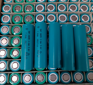 แบตเตอรี่ลิเธียมแบบชาร์จได้ Xindi 3.7V 2000mAh 4000mAh รุ่น 18650/21700/23370/32650 ชุดแบตเตอรี่สำหรับ - Product Image 6