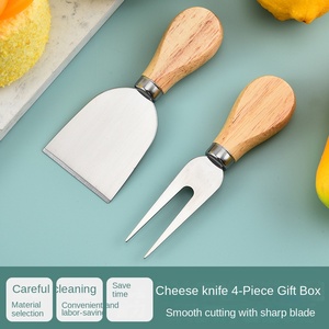 Set di 4 Coltelli per Formaggio in Acciaio Inox con Manico in Legno, Taglierina per Crema, Coltello per Pizza, Confezione Regalo, Vendita all'Ingrosso - Product Image 2