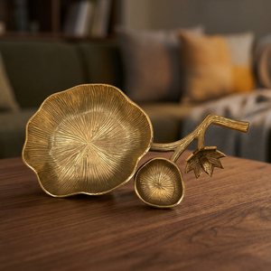 Bol de service de luxe en aluminium plaqué or, plateau décoratif poli motif lotus, plat à collation pour la maison, les fêtes, les mariages, centre de table - Product Image 4