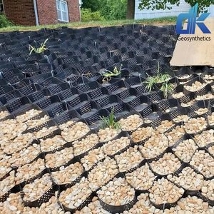 แผ่นจีโอเซลล์พลาสติก HDPE ขนาด 100 มม. 150 มม. สำหรับเสริมความแข็งแรงของพื้นถนนและลานจอดรถ แบบมีพื้นผิวและแบบเจาะรู สำหรับปูบนกรวด - Product Image 3